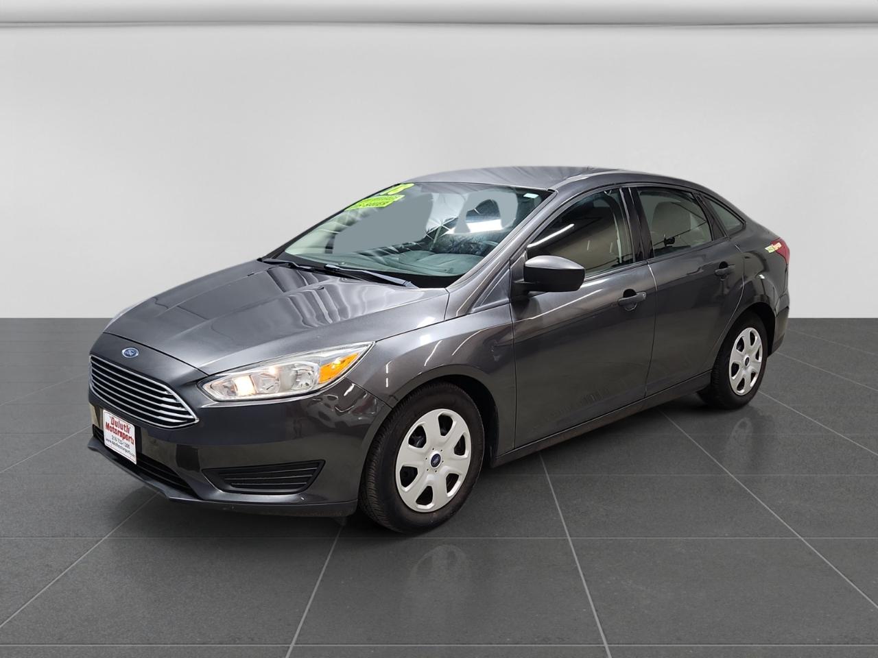 Ford Focus S Sedan 2018