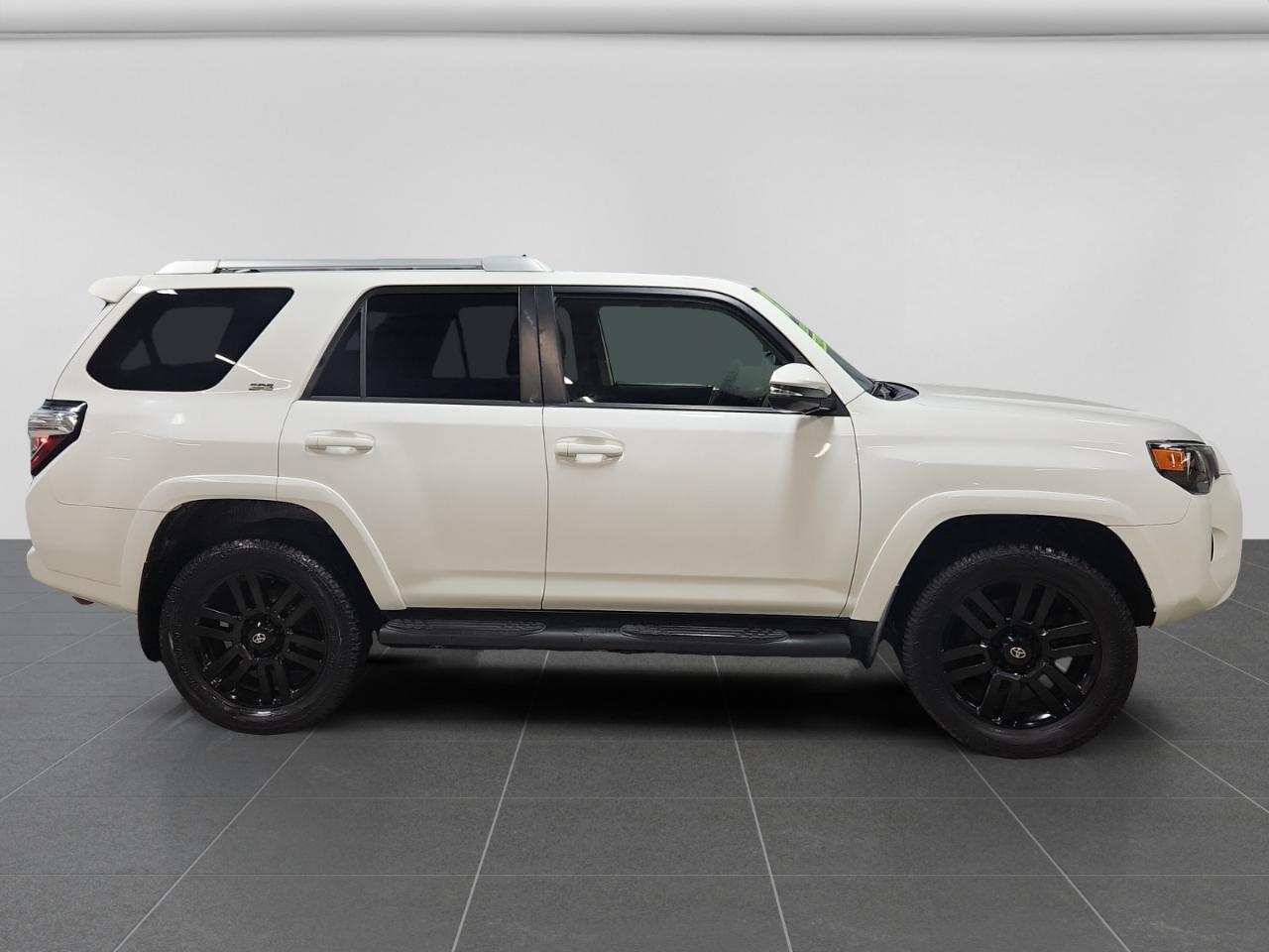 Toyota 4Runner SR5 Premium 4WD 2018