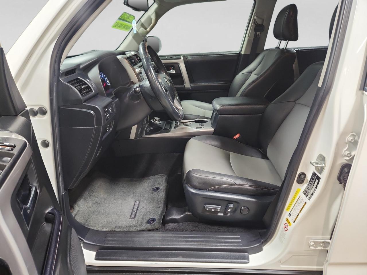 Toyota 4Runner SR5 Premium 4WD 2018