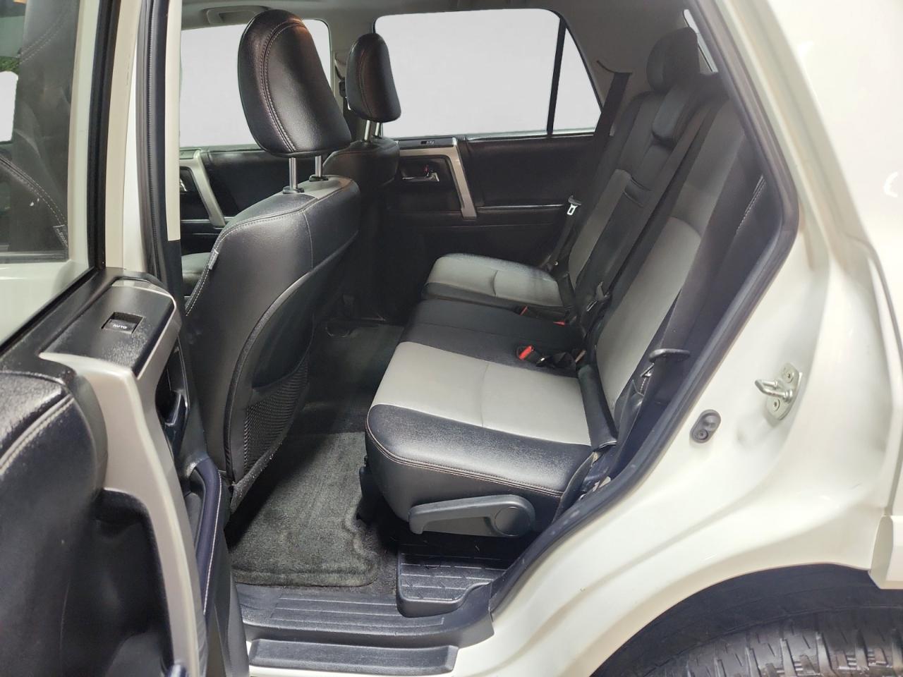 Toyota 4Runner SR5 Premium 4WD 2018