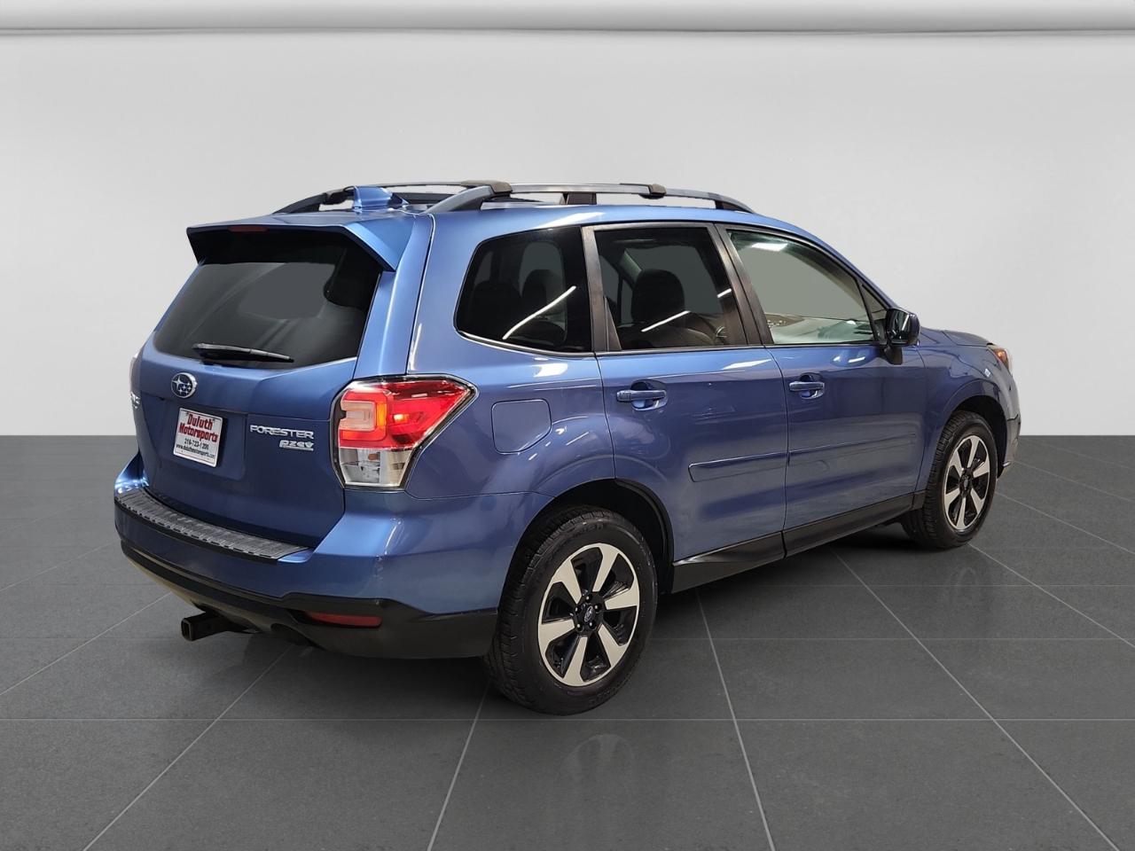 Subaru Forester 2.5i Premium PZEV CVT 2017