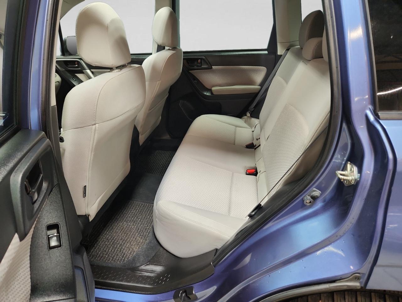 Subaru Forester 2.5i Premium PZEV CVT 2017