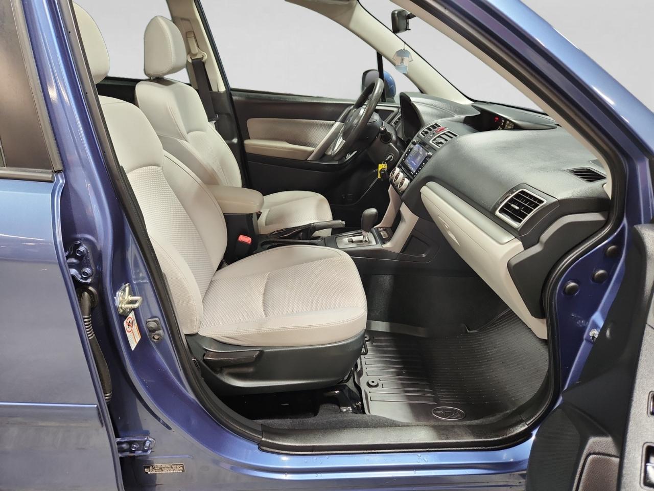Subaru Forester 2.5i Premium PZEV CVT 2017