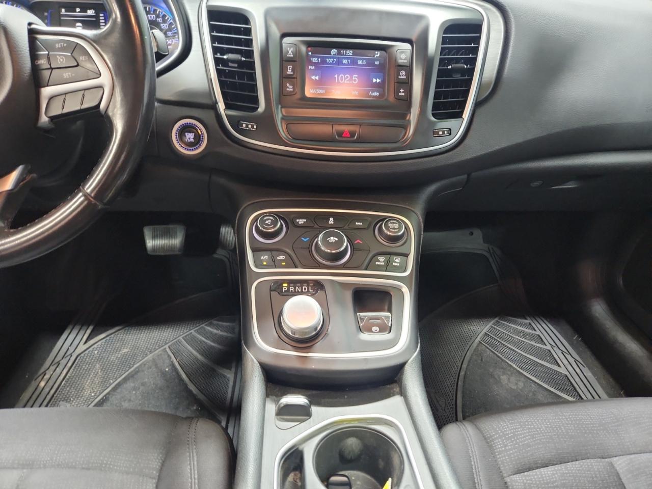 Chrysler 200 Limited 2015