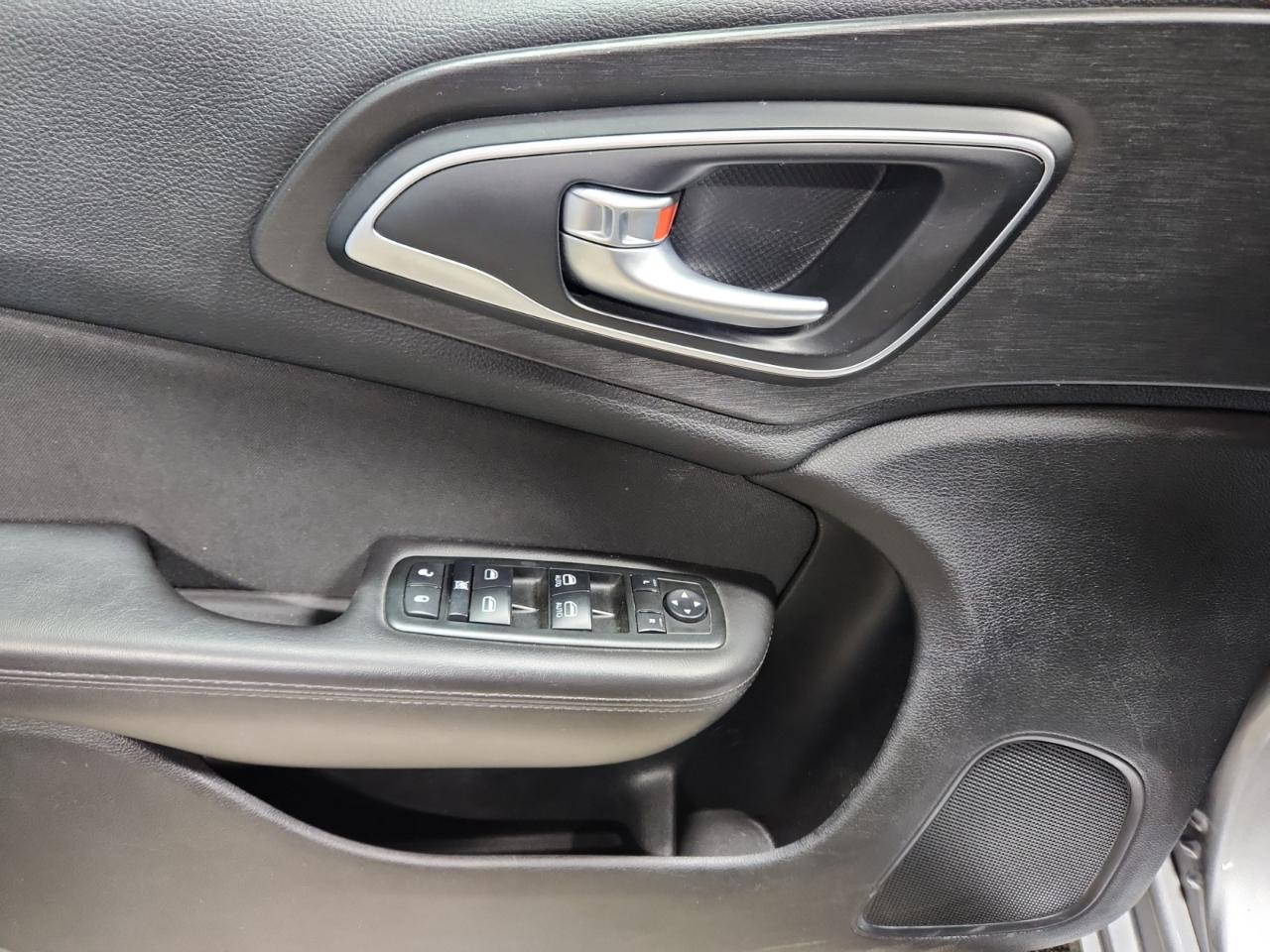 Chrysler 200 Limited 2015