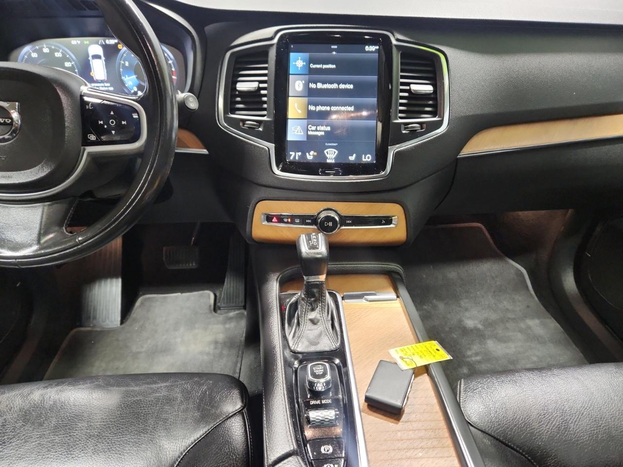 Volvo XC90 T6 Momentum AWD 2021