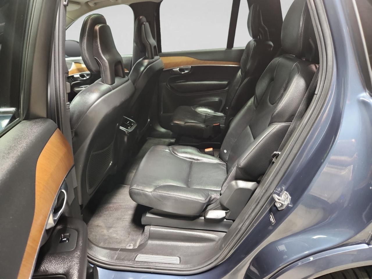 Volvo XC90 T6 Momentum AWD 2021