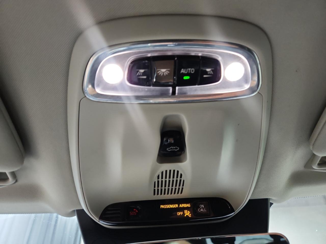 Volvo XC90 T6 Momentum AWD 2021
