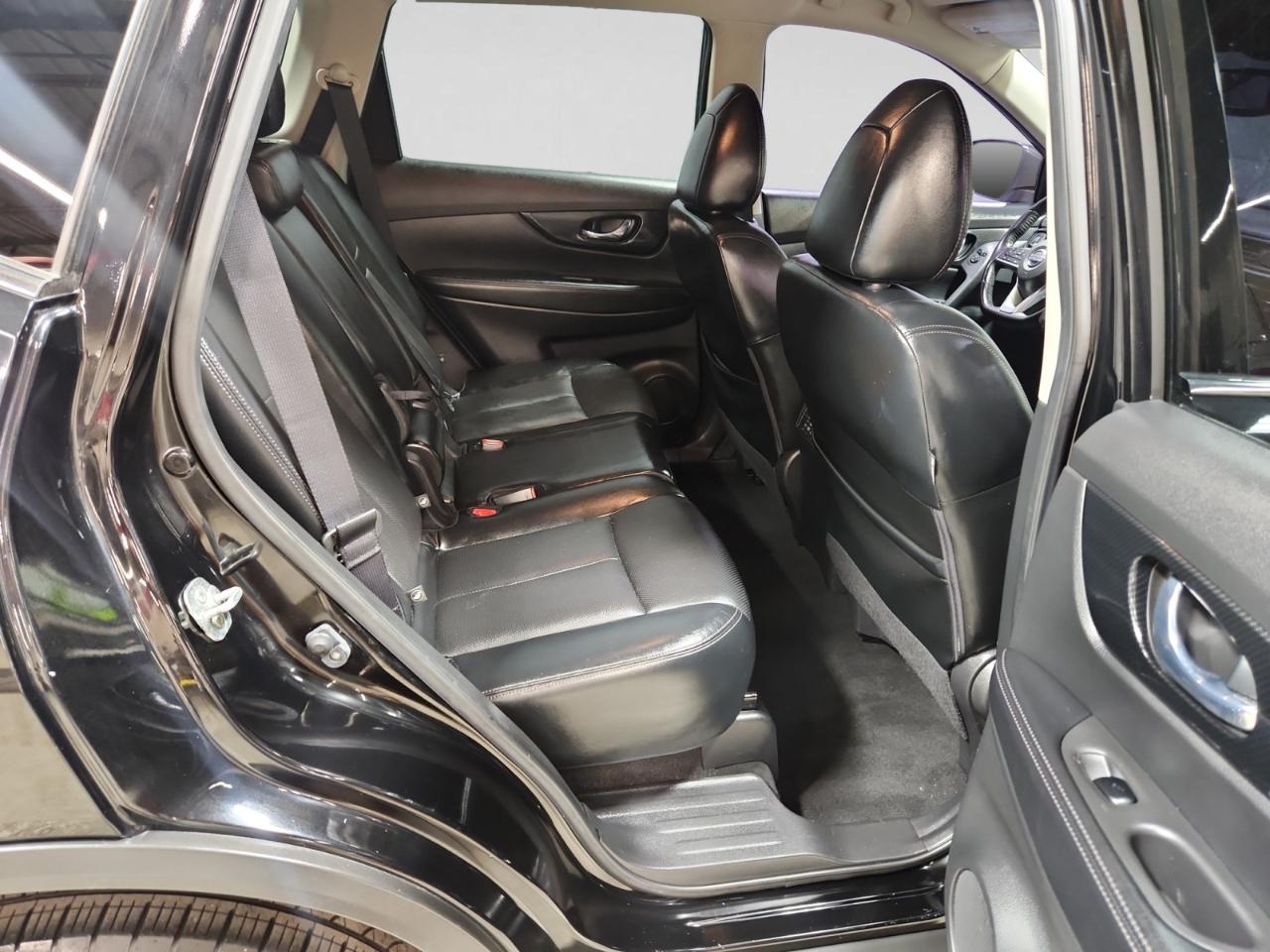Nissan Rogue SV AWD 2018