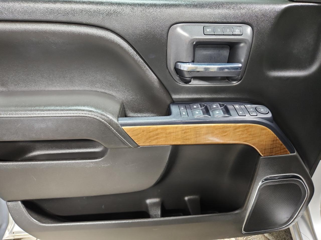 Chevrolet Silverado 1500 LTZ Crew Cab 4WD 2018