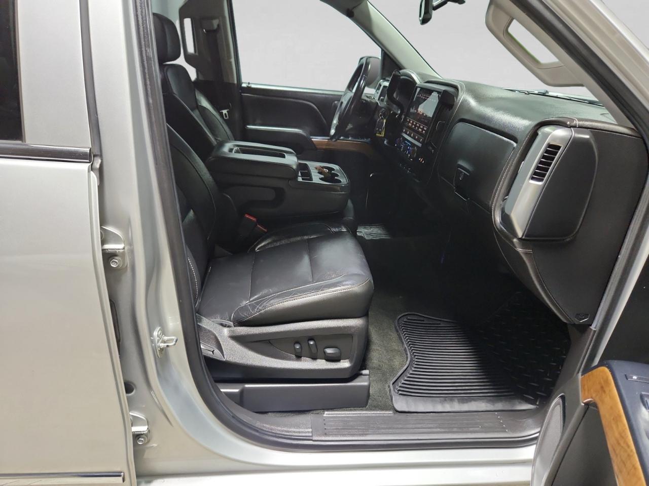 Chevrolet Silverado 1500 LTZ Crew Cab 4WD 2018