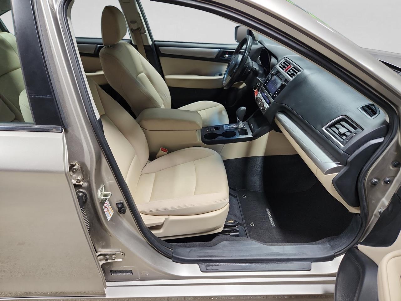 Subaru Legacy 2.5i Premium 2015
