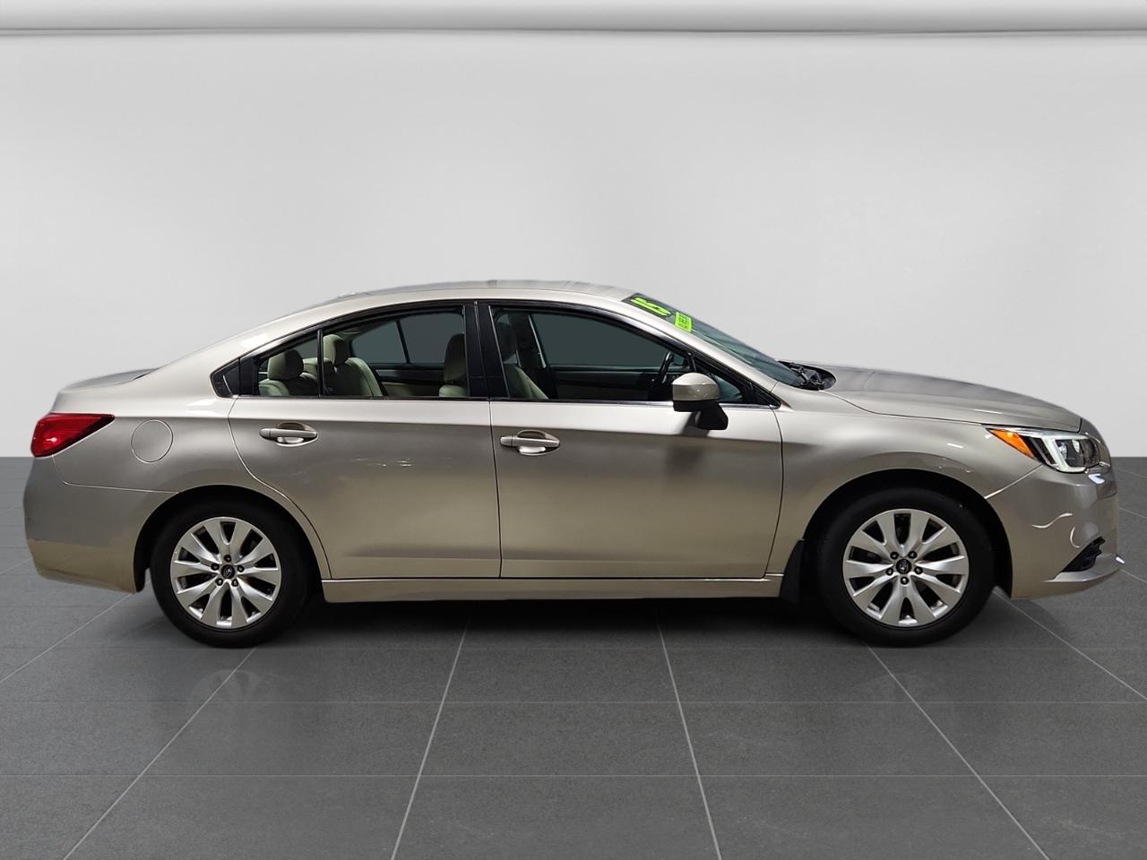 Subaru Legacy 2.5i Premium 2015