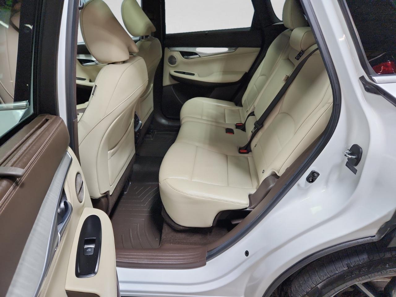 Infiniti QX50 ESSENTIAL AWD 2019