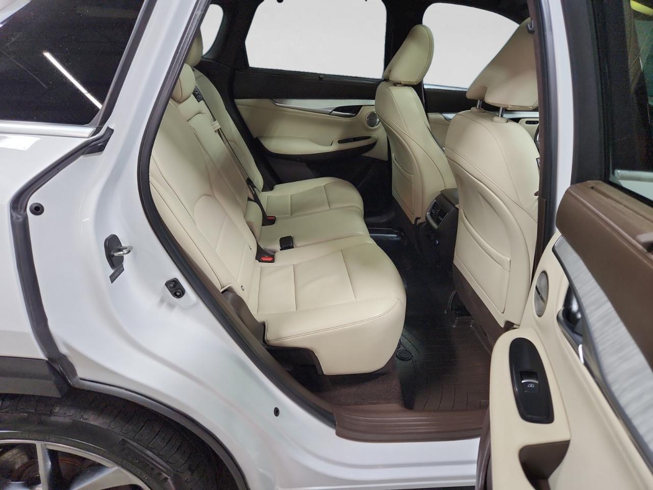 Infiniti QX50 ESSENTIAL AWD 2019