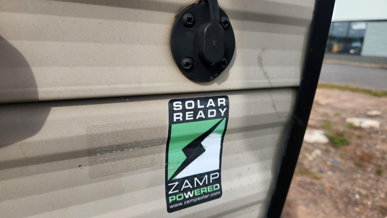 Forest River Grey Wolf Base 2016