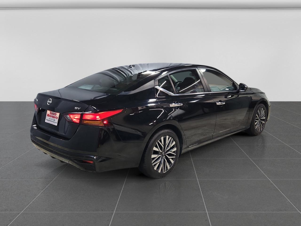Nissan Altima 2.5 SV 2024