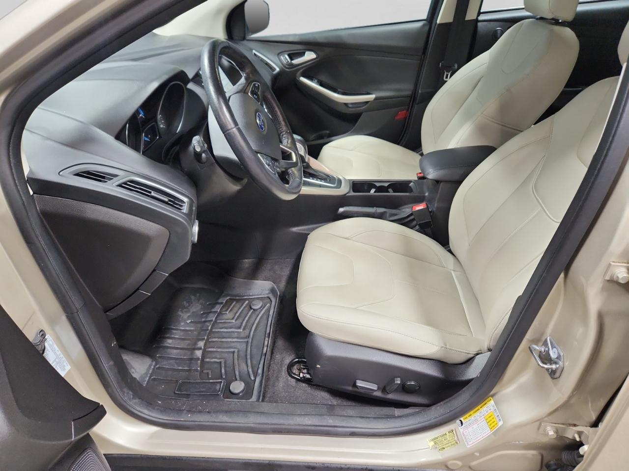 Ford Focus Titanium Sedan 2017