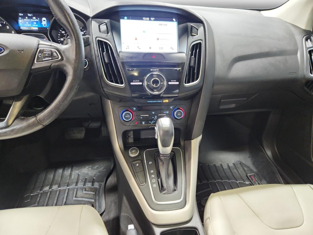Ford Focus Titanium Sedan 2017