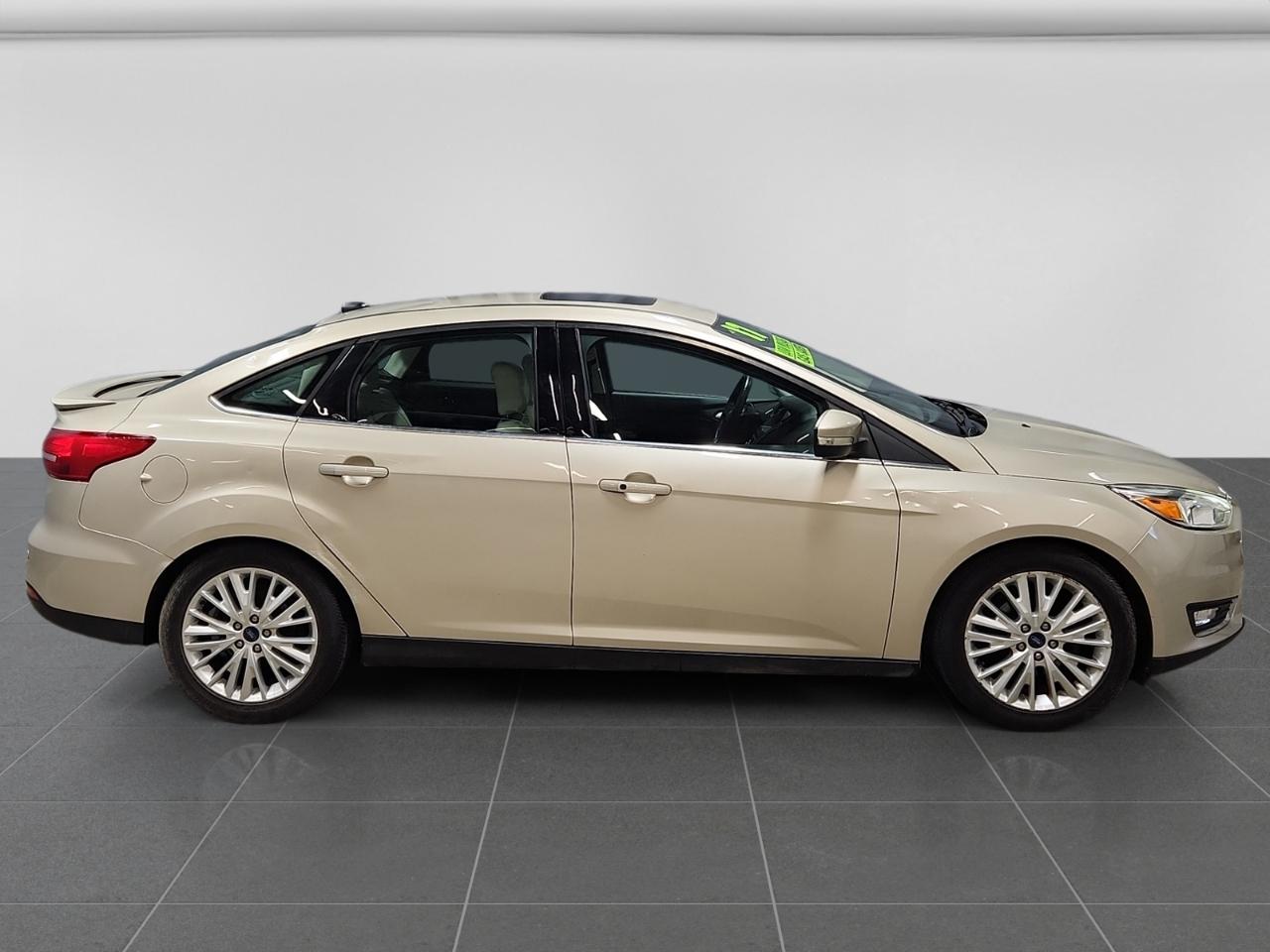 Ford Focus Titanium Sedan 2017