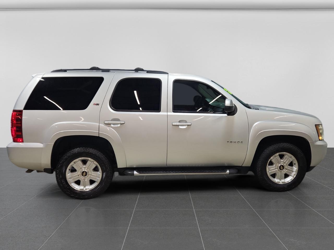 Chevrolet Tahoe LT 4WD 2011