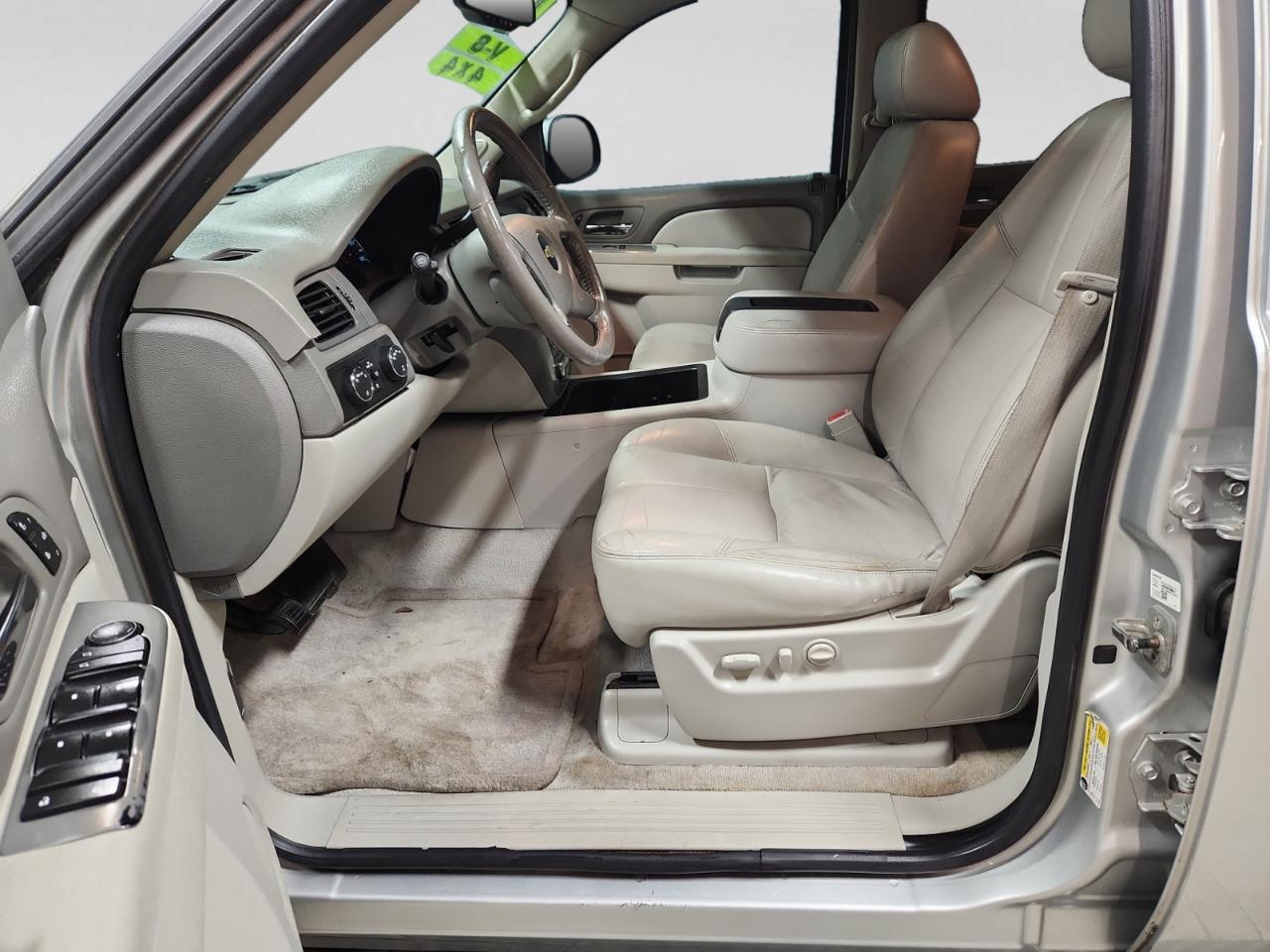 Chevrolet Tahoe LT 4WD 2011