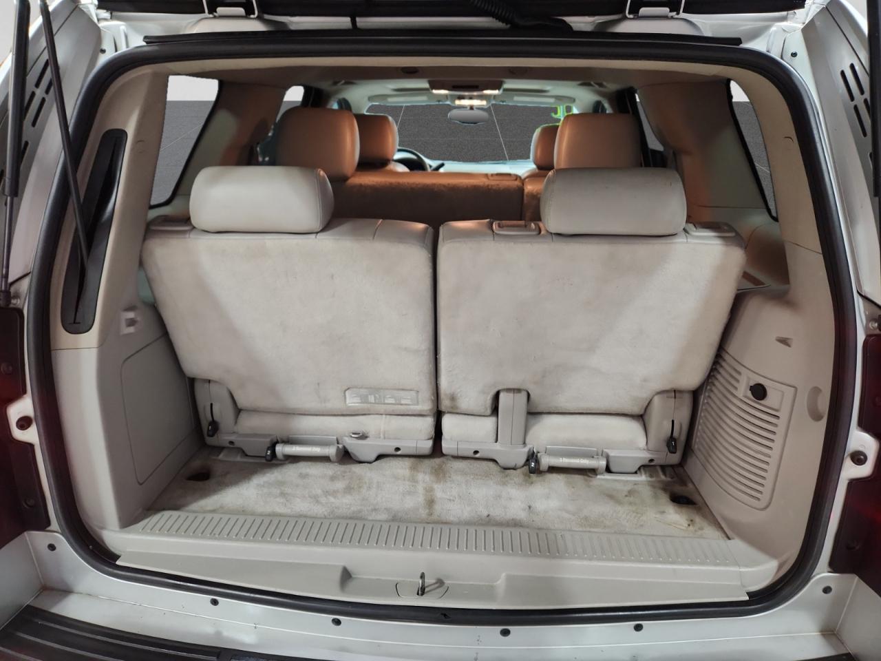 Chevrolet Tahoe LT 4WD 2011