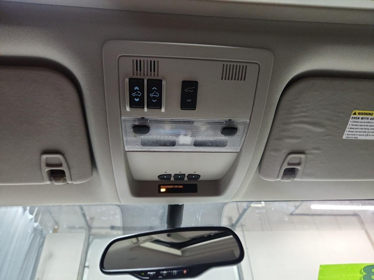 Chevrolet Tahoe LT 4WD 2011