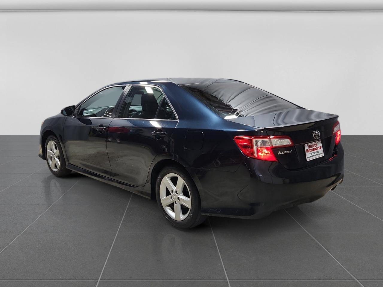 Toyota Camry SE 2014