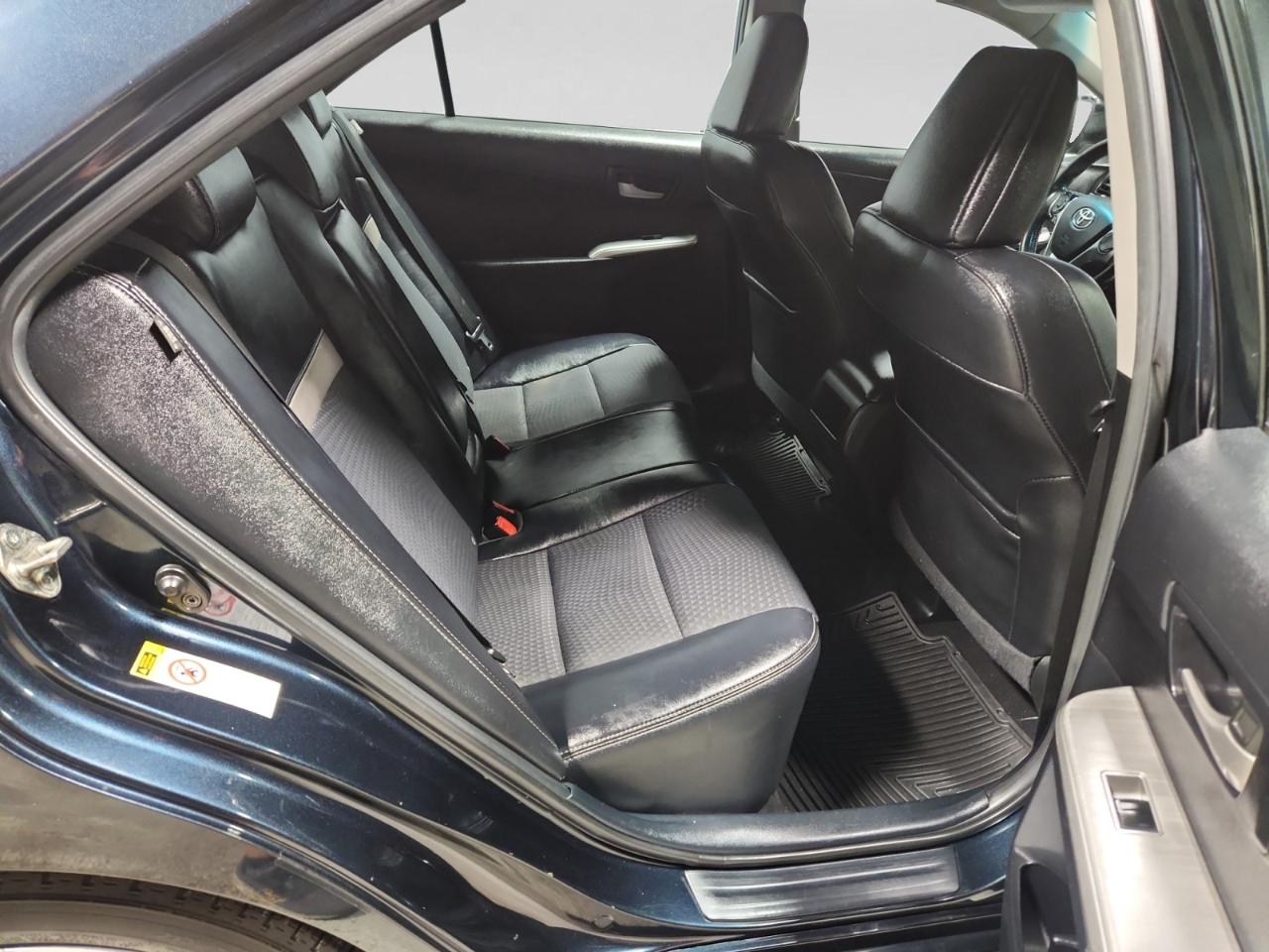 Toyota Camry SE 2014