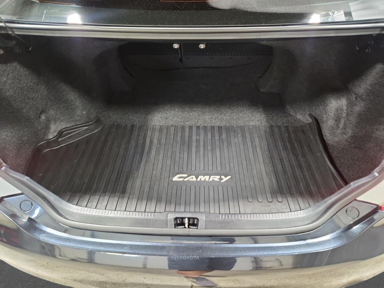 Toyota Camry SE 2014
