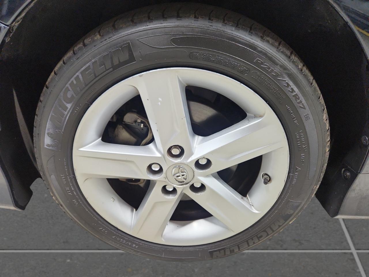Toyota Camry SE 2014