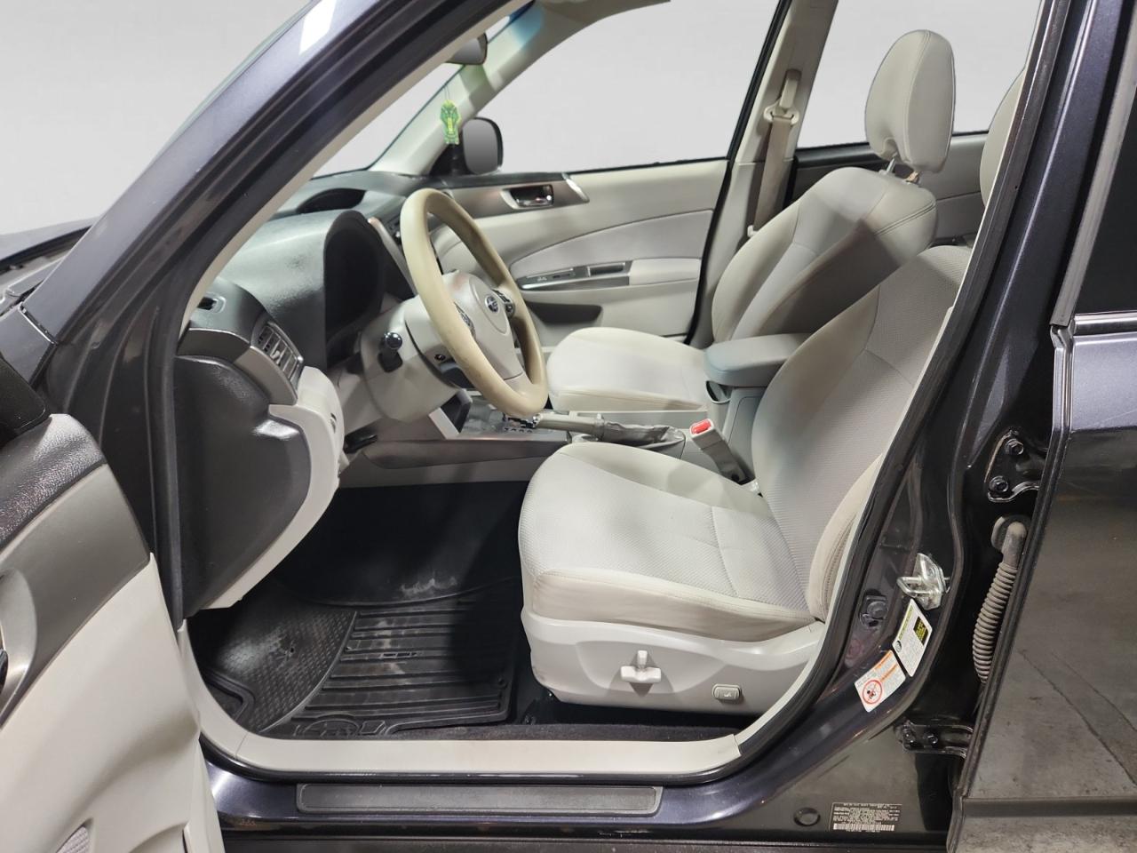 Subaru Forester 2.5X Premium 2013