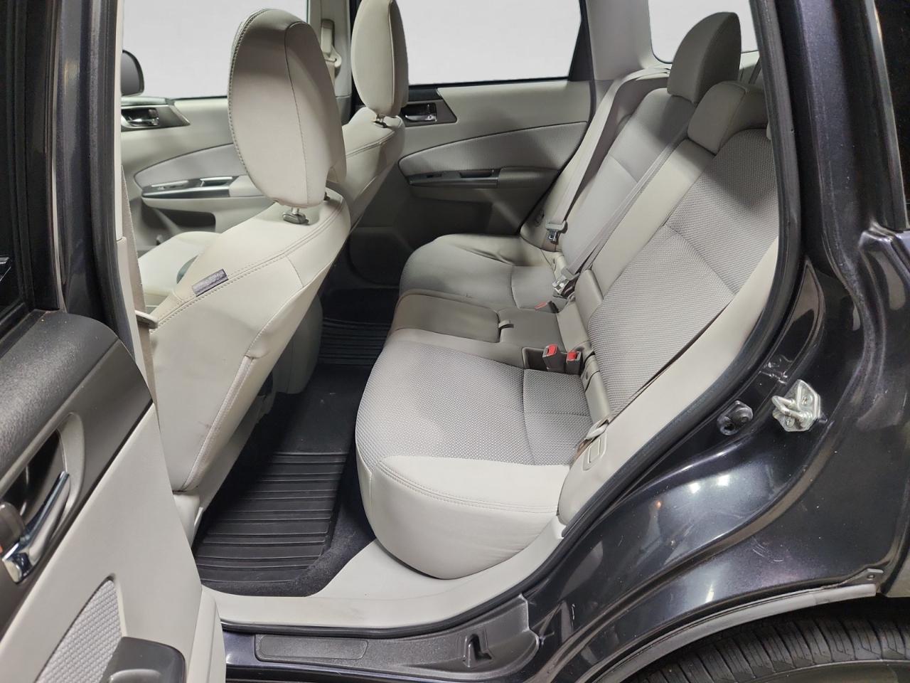 Subaru Forester 2.5X Premium 2013