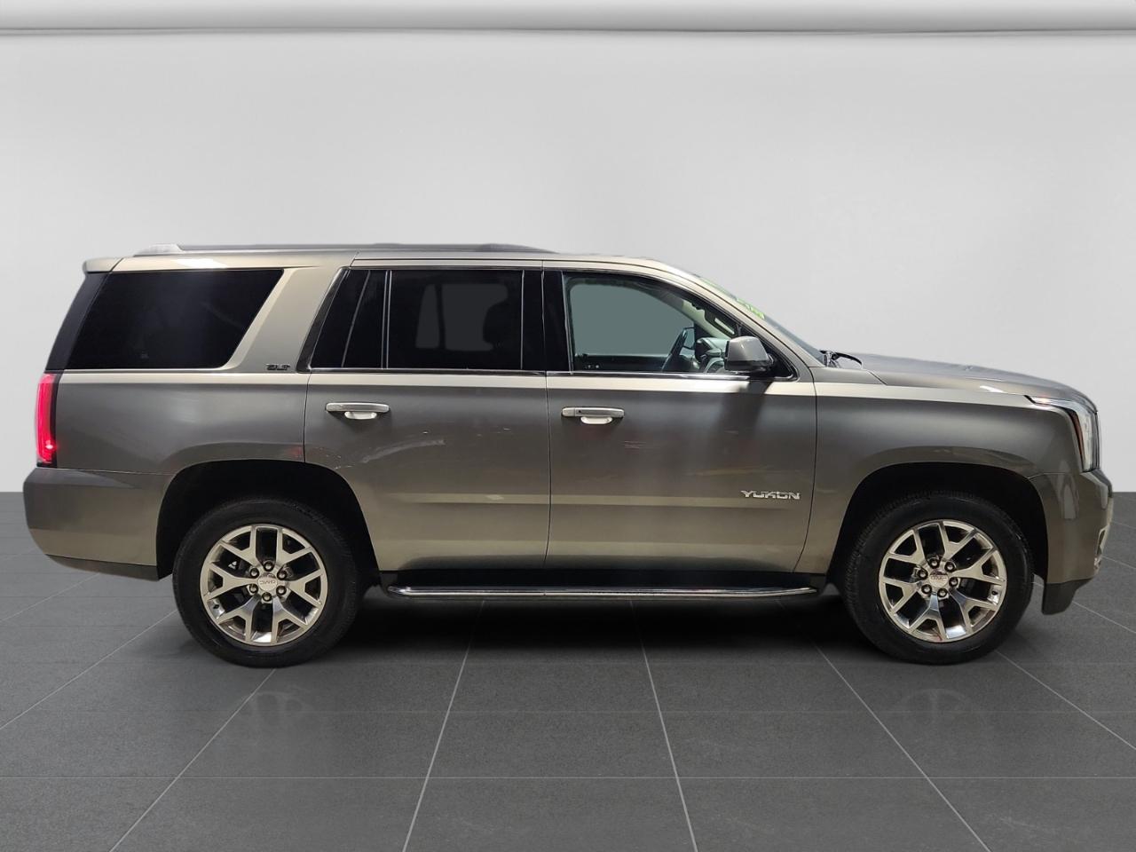 GMC Yukon SLT 4WD 2019