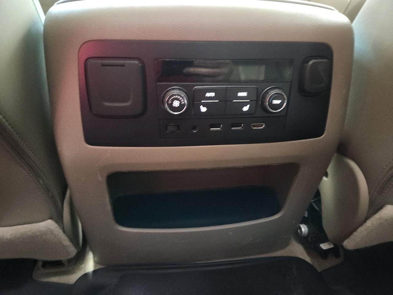 GMC Yukon SLT 4WD 2019