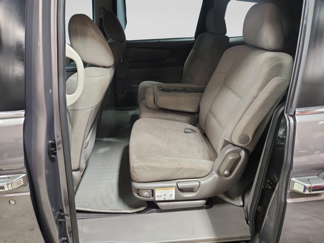 Honda Odyssey SE 2016