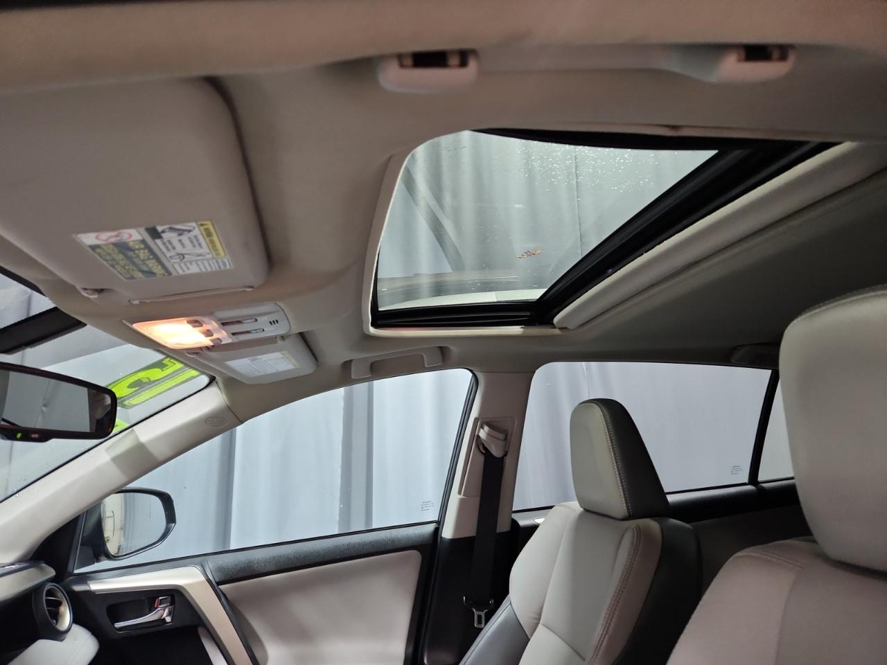 Toyota RAV4 Limited AWD 2015
