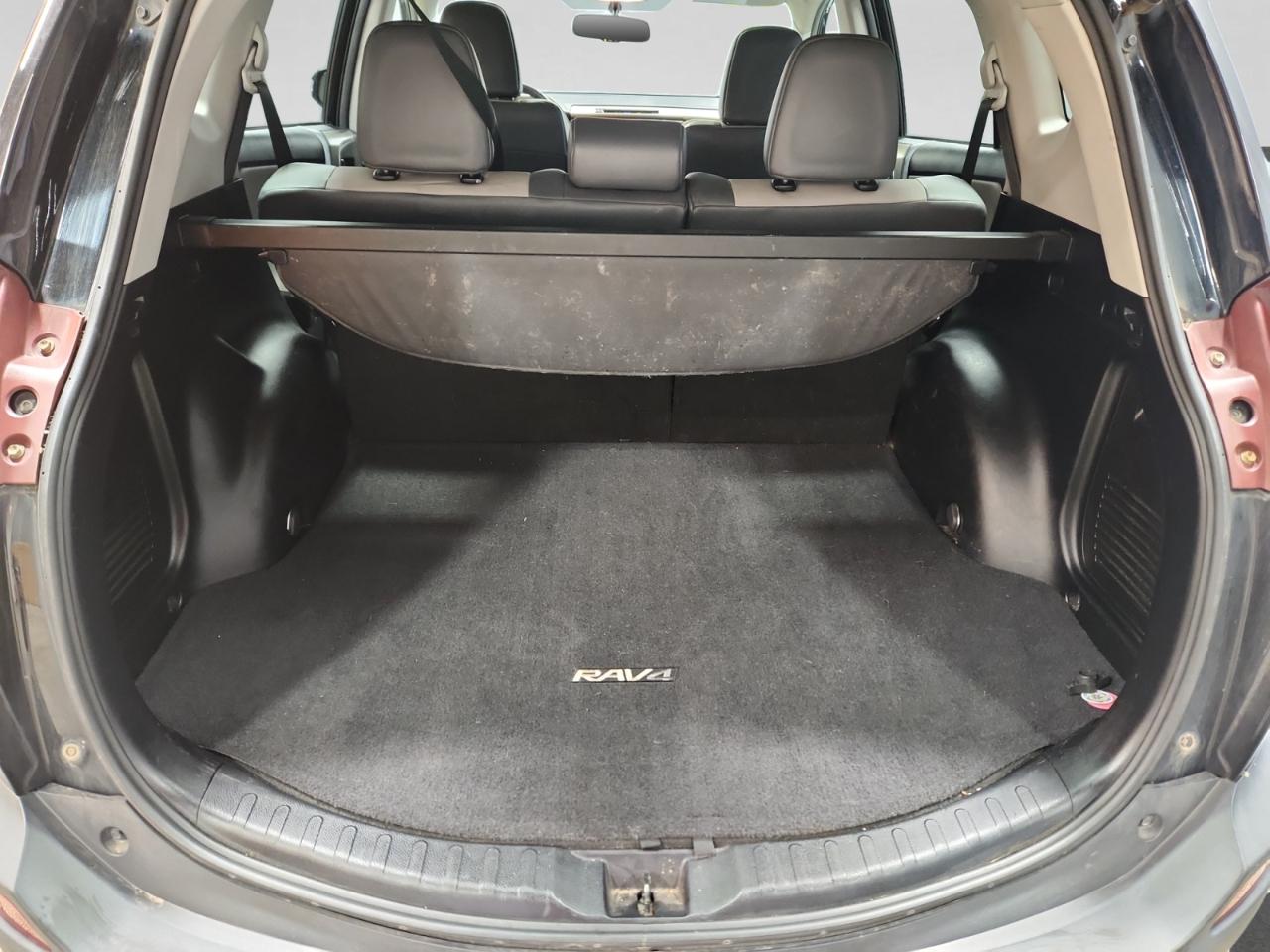 Toyota RAV4 Limited AWD 2015