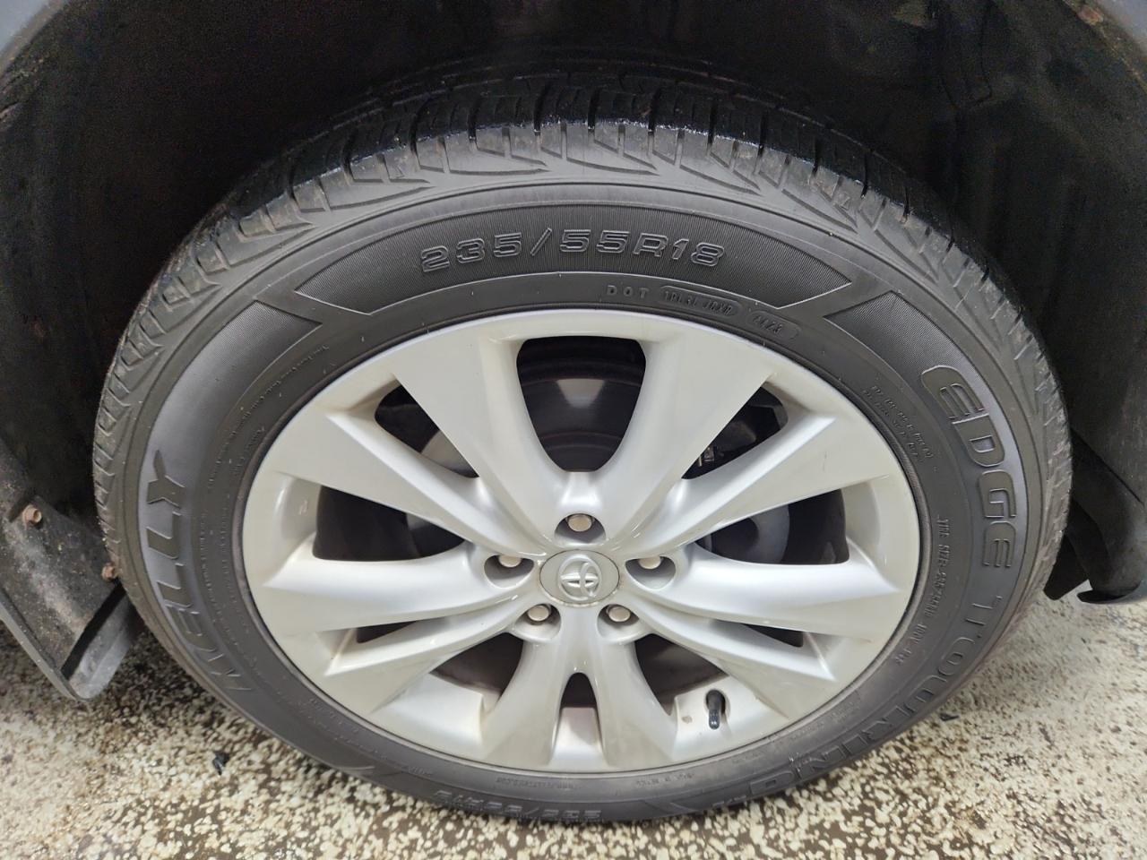 Toyota RAV4 Limited AWD 2015