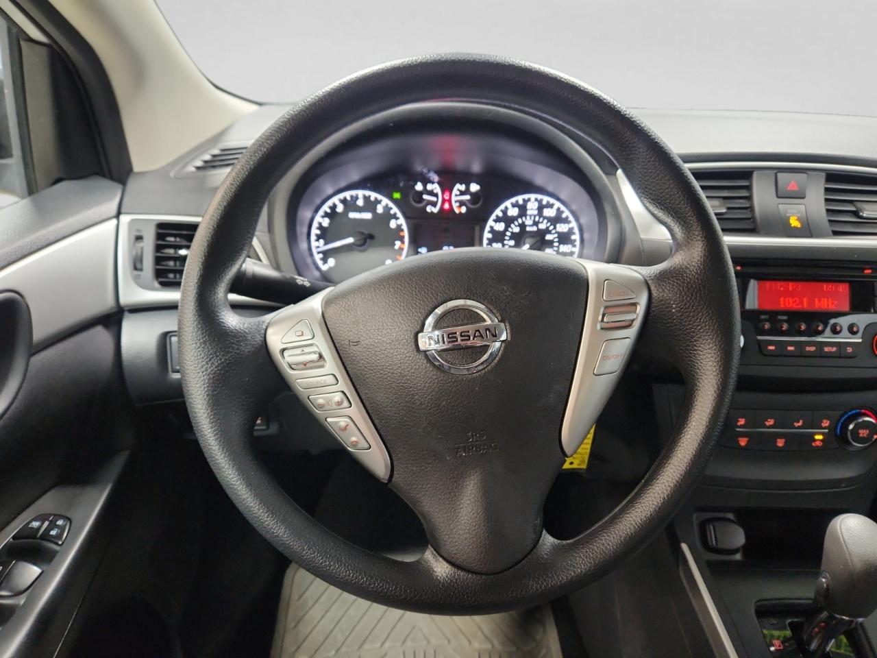 Nissan Sentra S CVT 2017
