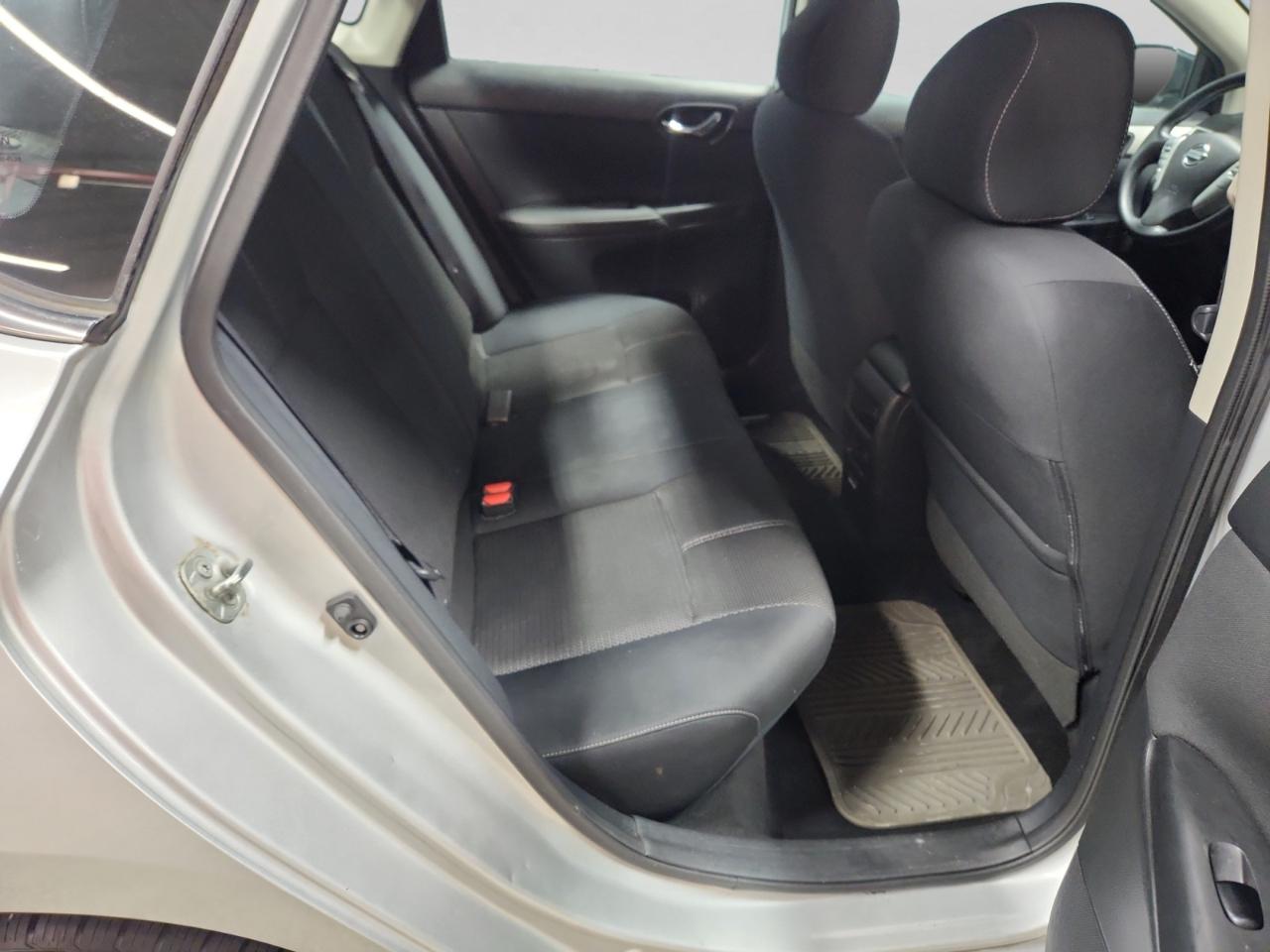 Nissan Sentra S CVT 2017