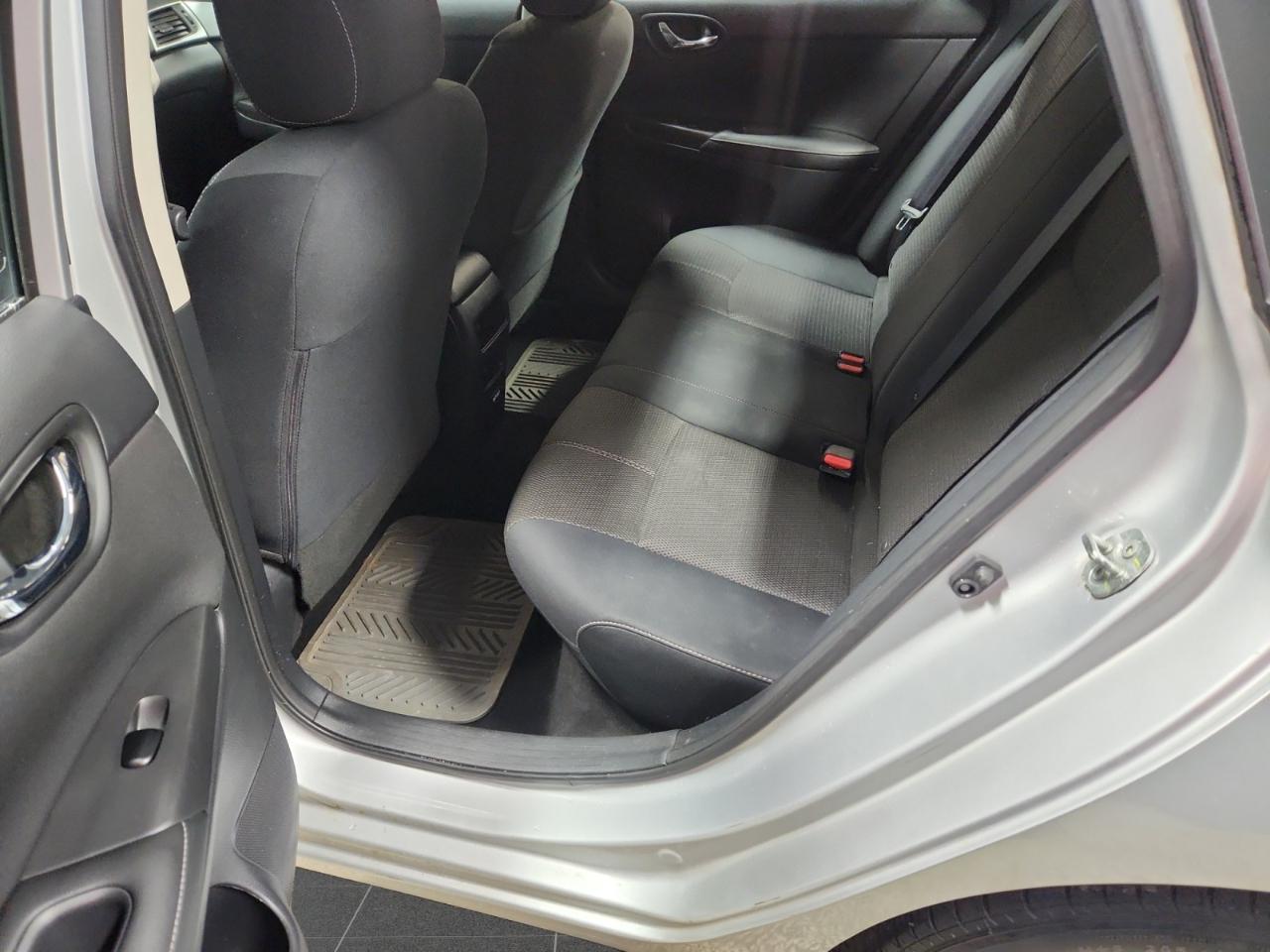 Nissan Sentra S CVT 2017