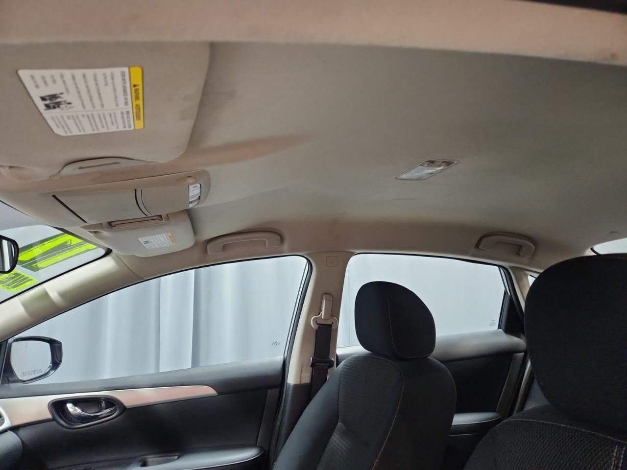 Nissan Sentra S CVT 2017