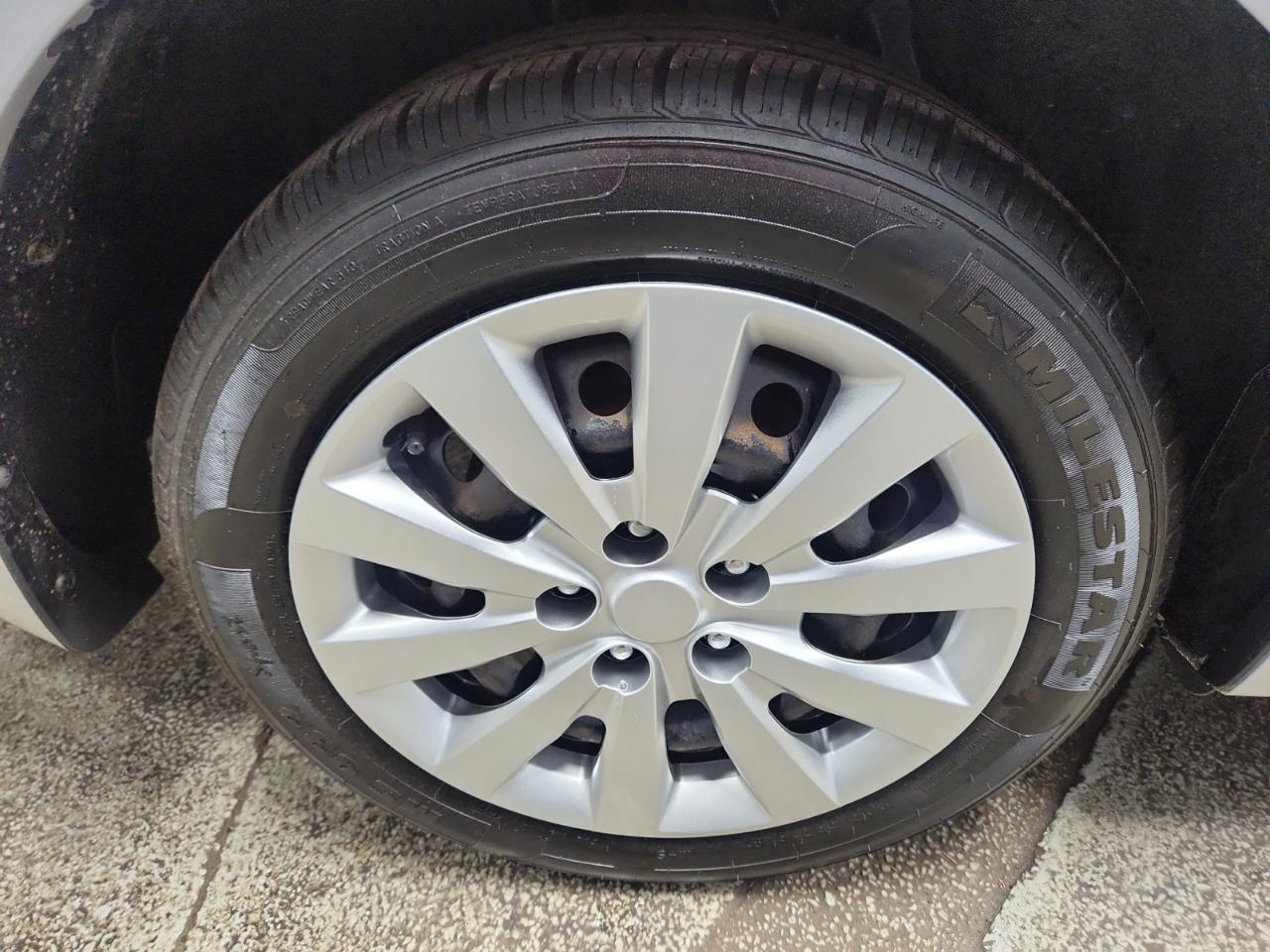 Nissan Sentra S CVT 2017