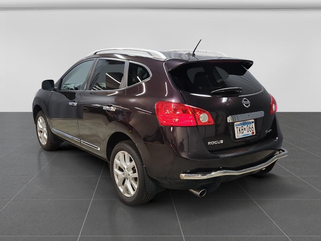 Nissan Rogue SV AWD 2011