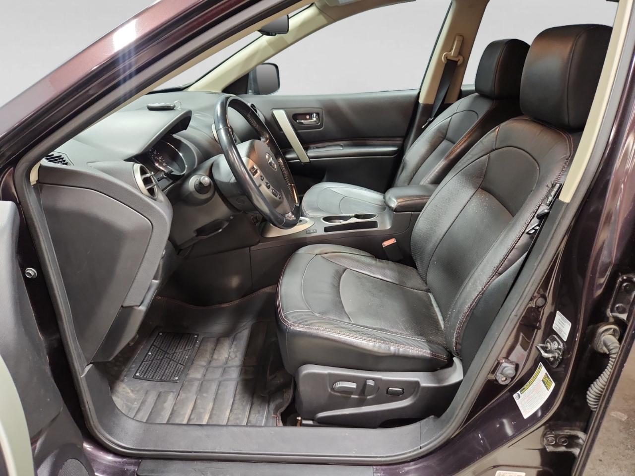 Nissan Rogue SV AWD 2011