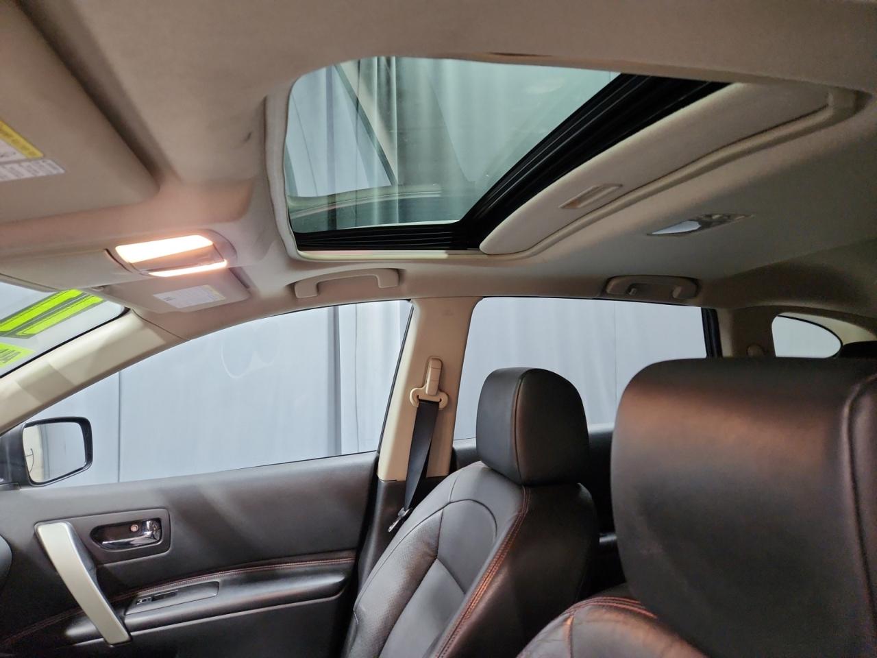 Nissan Rogue SV AWD 2011