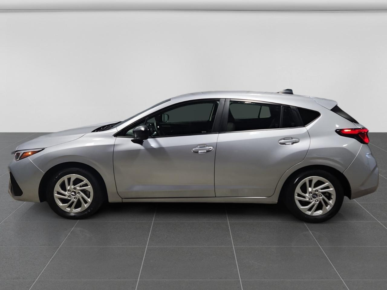 Subaru Impreza Base 4D Wagon 2024