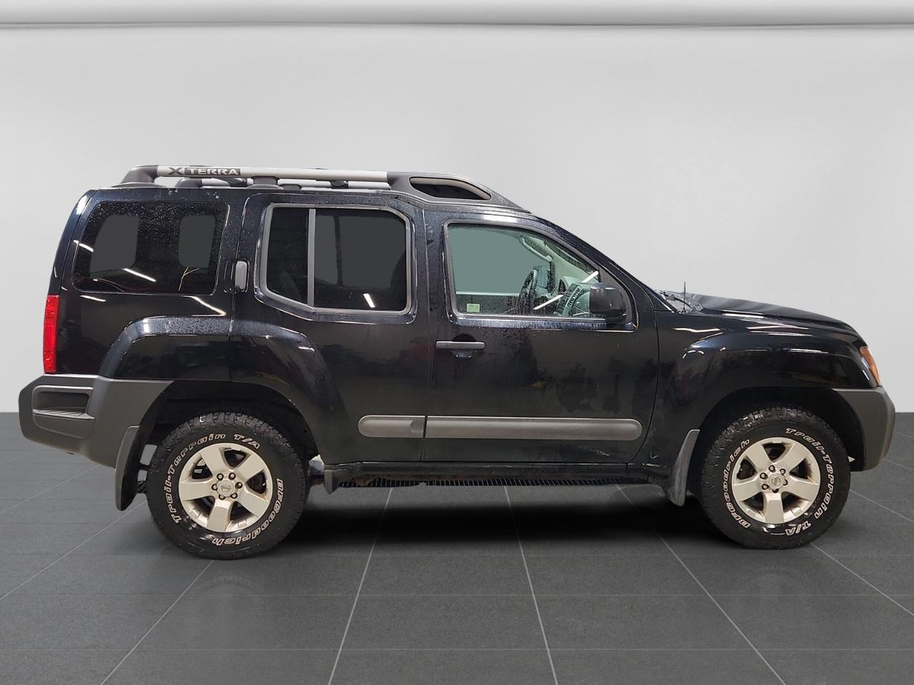 Nissan Xterra S 4WD 2011